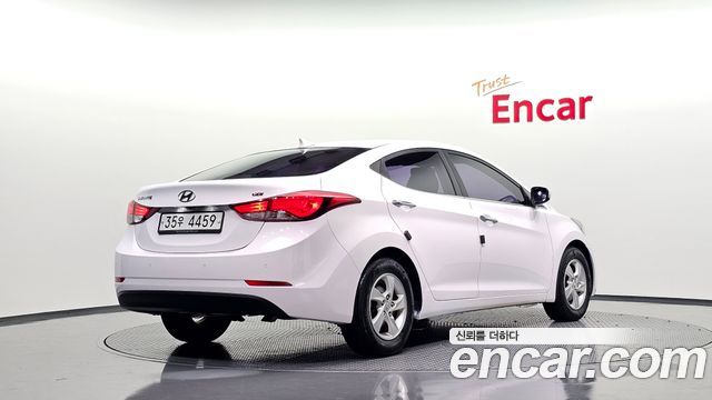 Hyundai AVANTE 2015 — photo 2