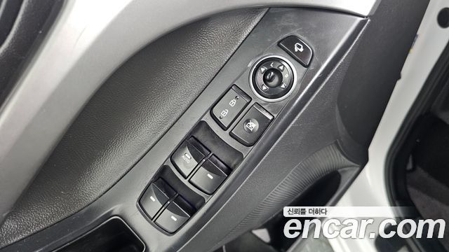 Hyundai AVANTE 2015 — photo 20