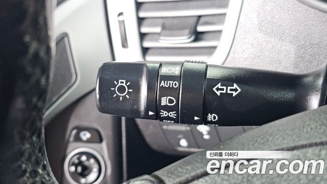 Hyundai AVANTE 2015 — photo 26