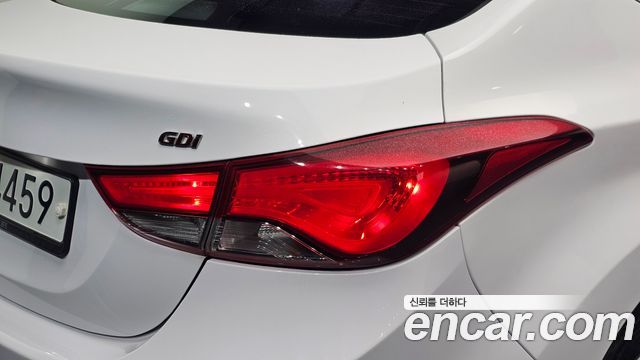 Hyundai AVANTE 2015 — photo 9