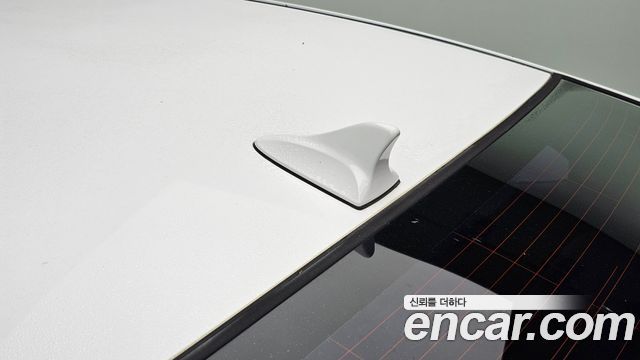 Hyundai AVANTE 2015 — photo 28