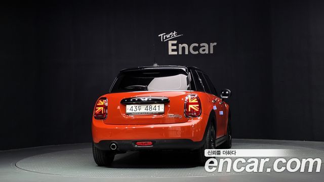 Mini Cooper 2019 — photo 4