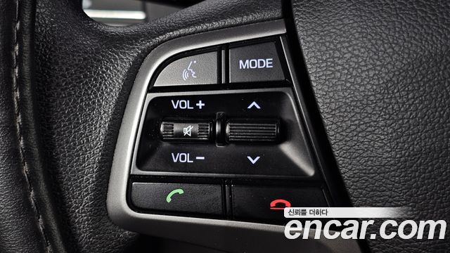 Hyundai AVANTE 2018 — photo 22