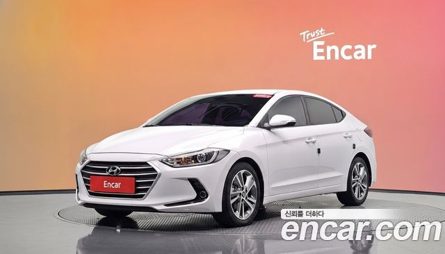 Hyundai AVANTE 2018 — photo 1
