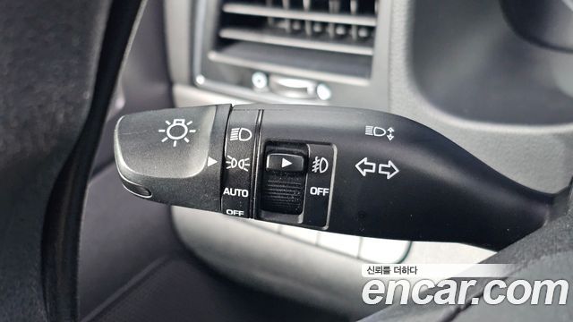 Hyundai AVANTE 2018 — photo 27