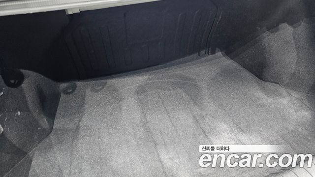 Hyundai AVANTE 2018 — photo 29