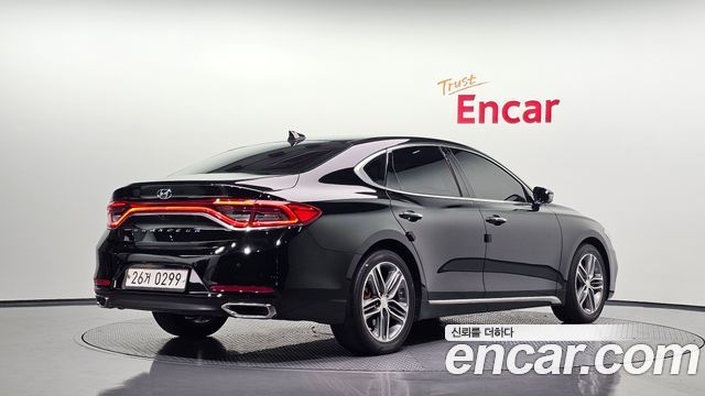 Hyundai Grandeur 2017 — photo 2