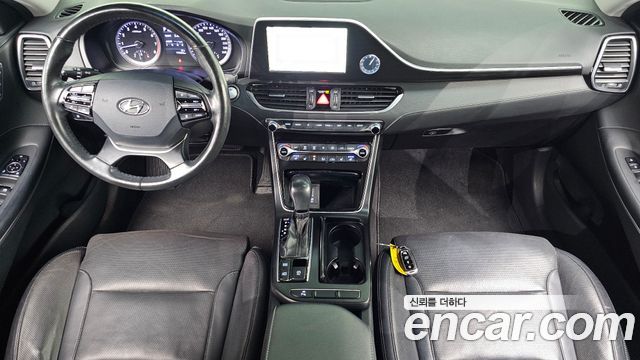 Hyundai Grandeur 2017 — photo 10