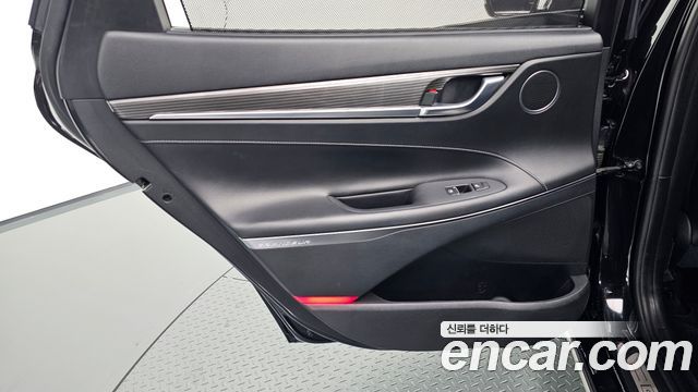 Hyundai Grandeur 2017 — photo 15