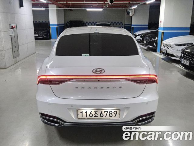Hyundai Grandeur 2022 — photo 5