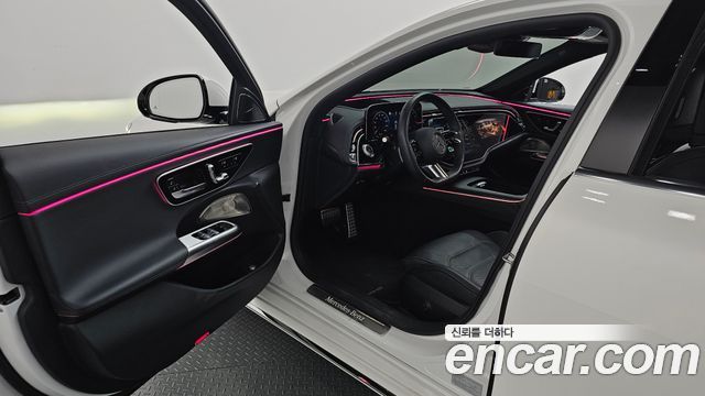 Mercedes-Benz E-Class 2024 — photo 13