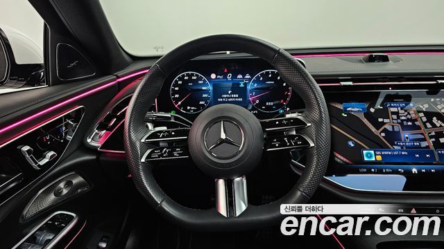 Mercedes-Benz E-Class 2024 — photo 19
