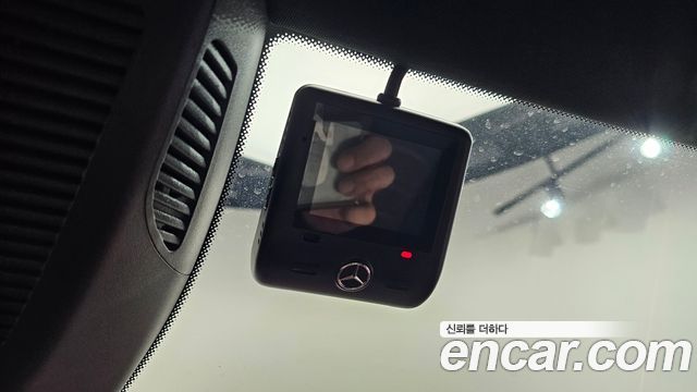 Mercedes-Benz E-Class 2024 — photo 24