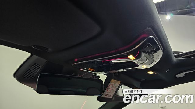 Mercedes-Benz E-Class 2024 — photo 28