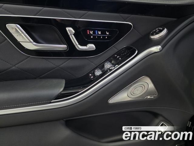 Mercedes-Benz S-Class 2026 — photo 13