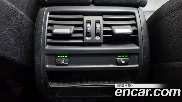 BMW 5-Series 2016 — photo 18