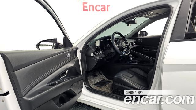 Hyundai AVANTE 2021 — photo 13
