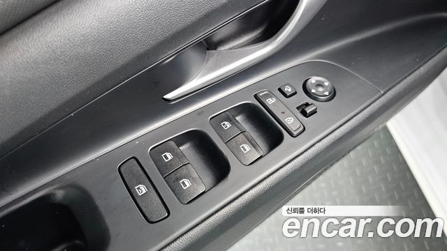 Hyundai AVANTE 2021 — photo 20