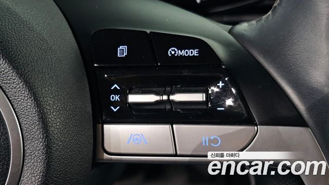 Hyundai AVANTE 2021 — photo 24