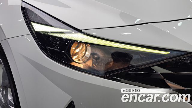 Hyundai AVANTE 2021 — photo 8