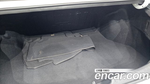 Hyundai AVANTE 2021 — photo 30