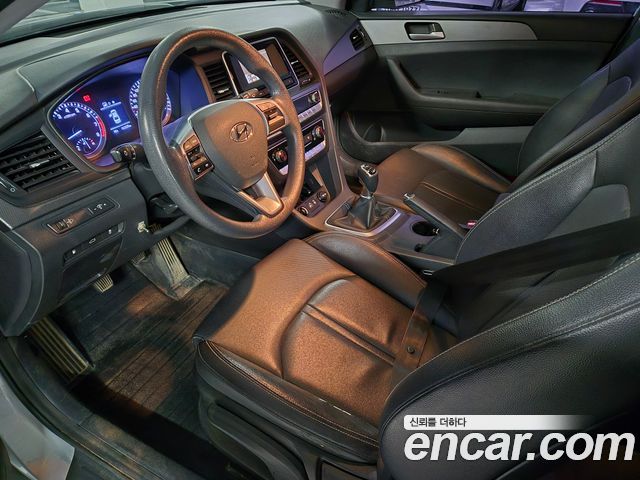 Hyundai Sonata 2018 — photo 11