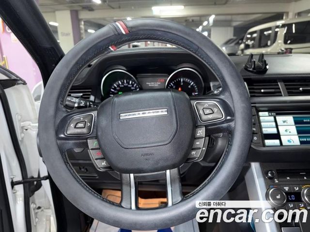 Land Rover Range Rover Evoque 2015 — photo 8