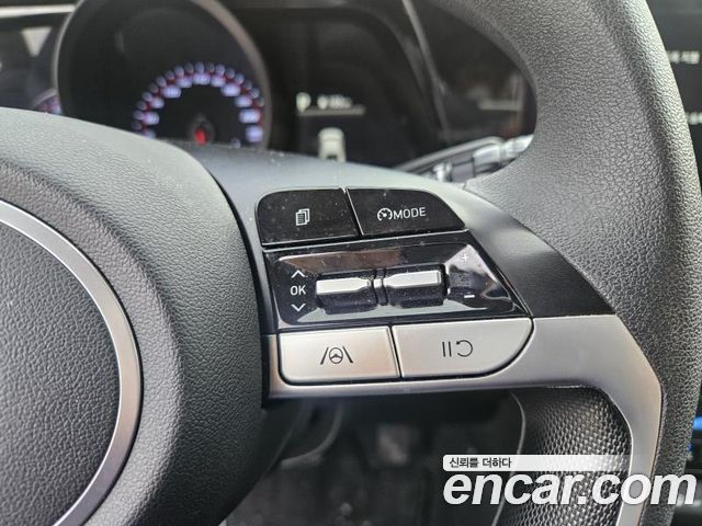 Hyundai AVANTE 2022 — photo 11