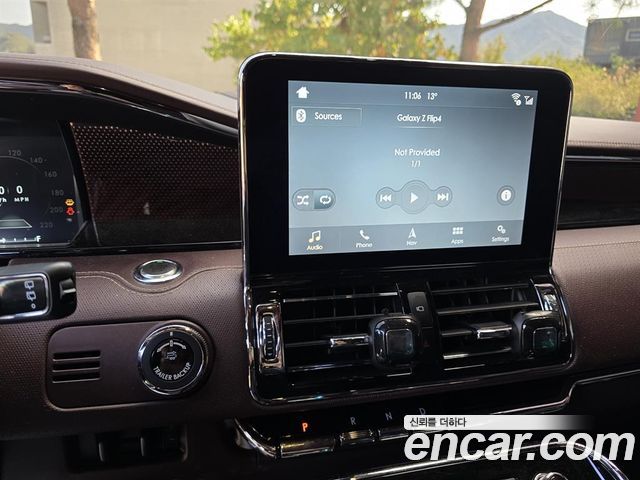 Lincoln Navigator 2019 — photo 9