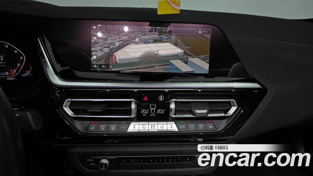 BMW Z4 2022 — photo 18