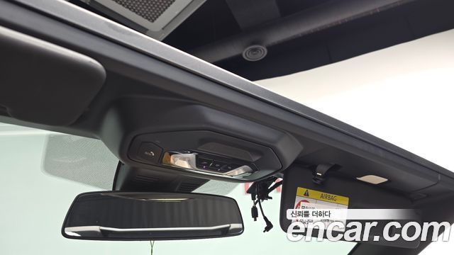 BMW Z4 2022 — photo 25