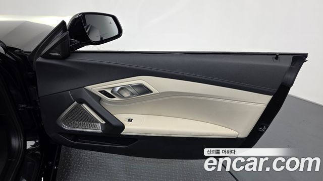 BMW Z4 2022 — photo 14