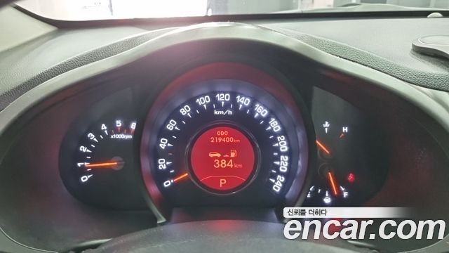 Kia Sportage 2013 — photo 8