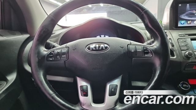 Kia Sportage 2013 — photo 12