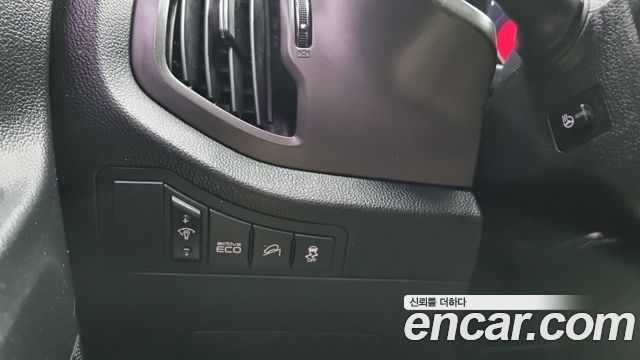 Kia Sportage 2013 — photo 16