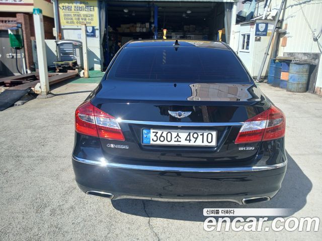 Hyundai Genesis 2012 — photo 4