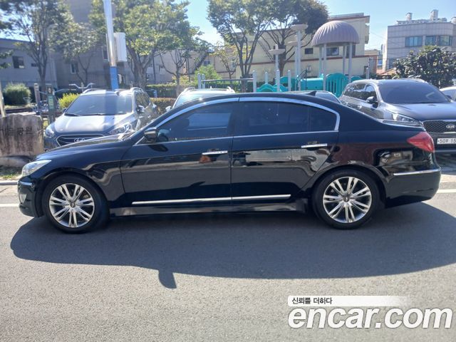 Hyundai Genesis 2012 — photo 19