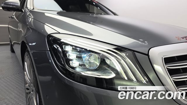 Mercedes-Benz S-Class 2018 — photo 8