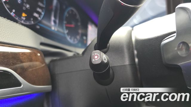 Mercedes-Benz S-Class 2018 — photo 30