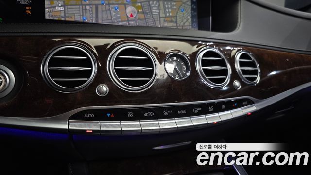 Mercedes-Benz S-Class 2018 — photo 36