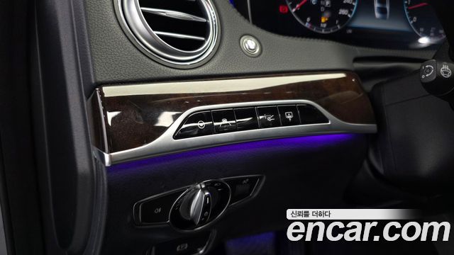 Mercedes-Benz S-Class 2018 — photo 37