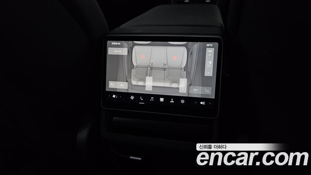 Tesla Model Y 2026 — photo 29