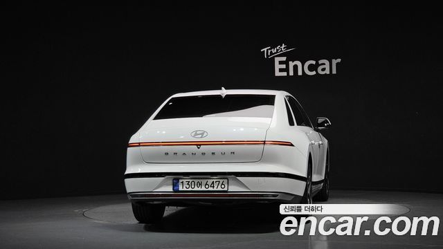 Hyundai Grandeur 2023 — photo 4