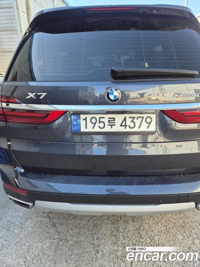 BMW X7 2021 — photo 2