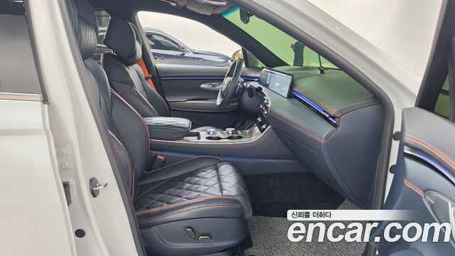 Genesis GV70 2025 — photo 16