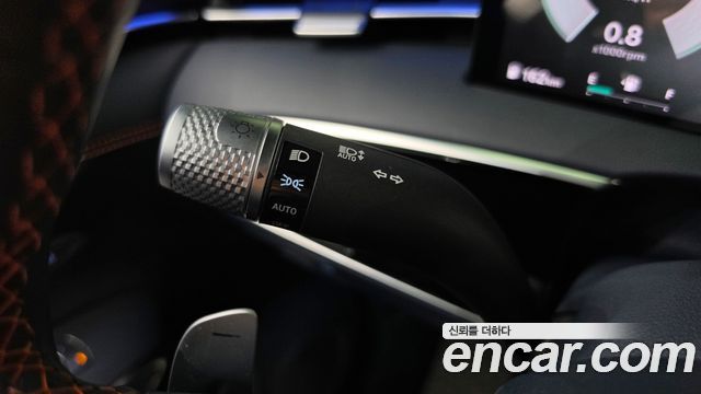 Genesis GV70 2025 — photo 28