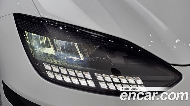 Hyundai Ioniq6 2025 — photo 8