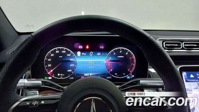 Mercedes-Benz S-Class 2026 — photo 8