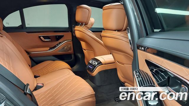 Mercedes-Benz S-Class 2026 — photo 10