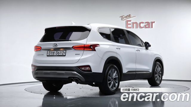 Hyundai Santafe 2019 — photo 2